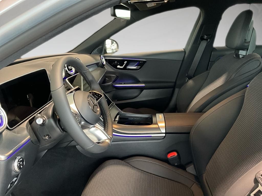 Mercedes-Benz C 220 2025