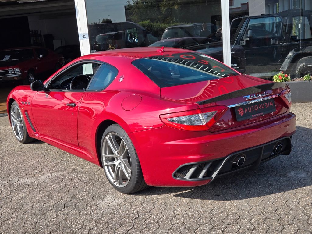 Maserati Granturismo 2012