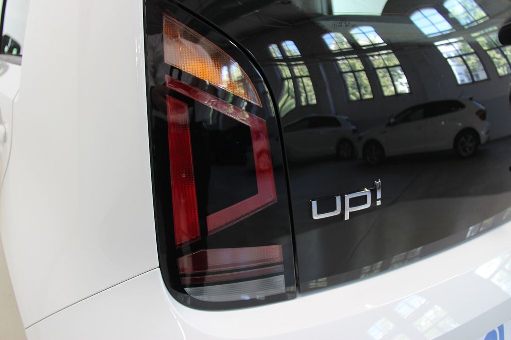 Volkswagen up! 2022