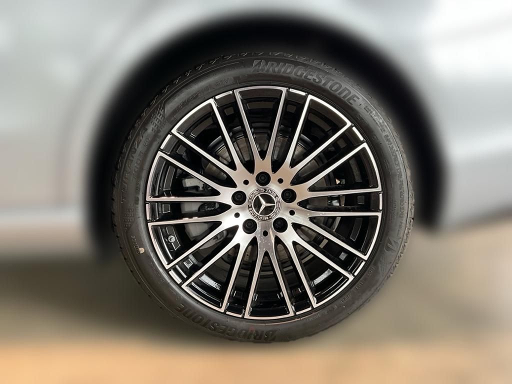 Mercedes-Benz C 220 2025