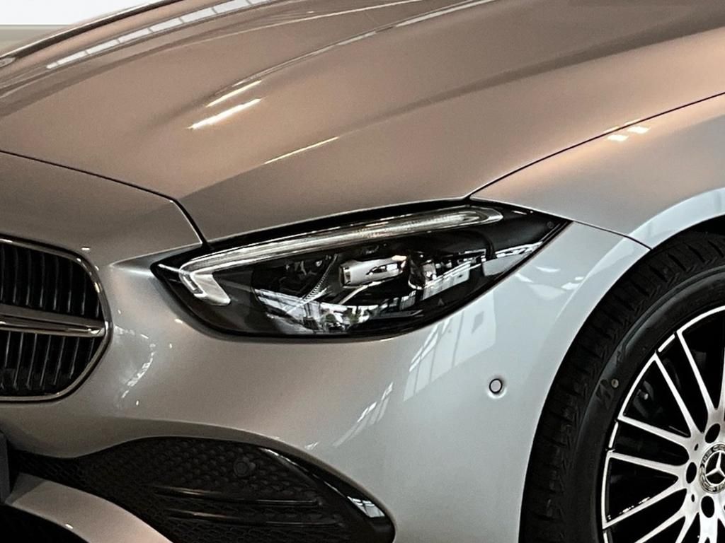 Mercedes-Benz C 220 2025