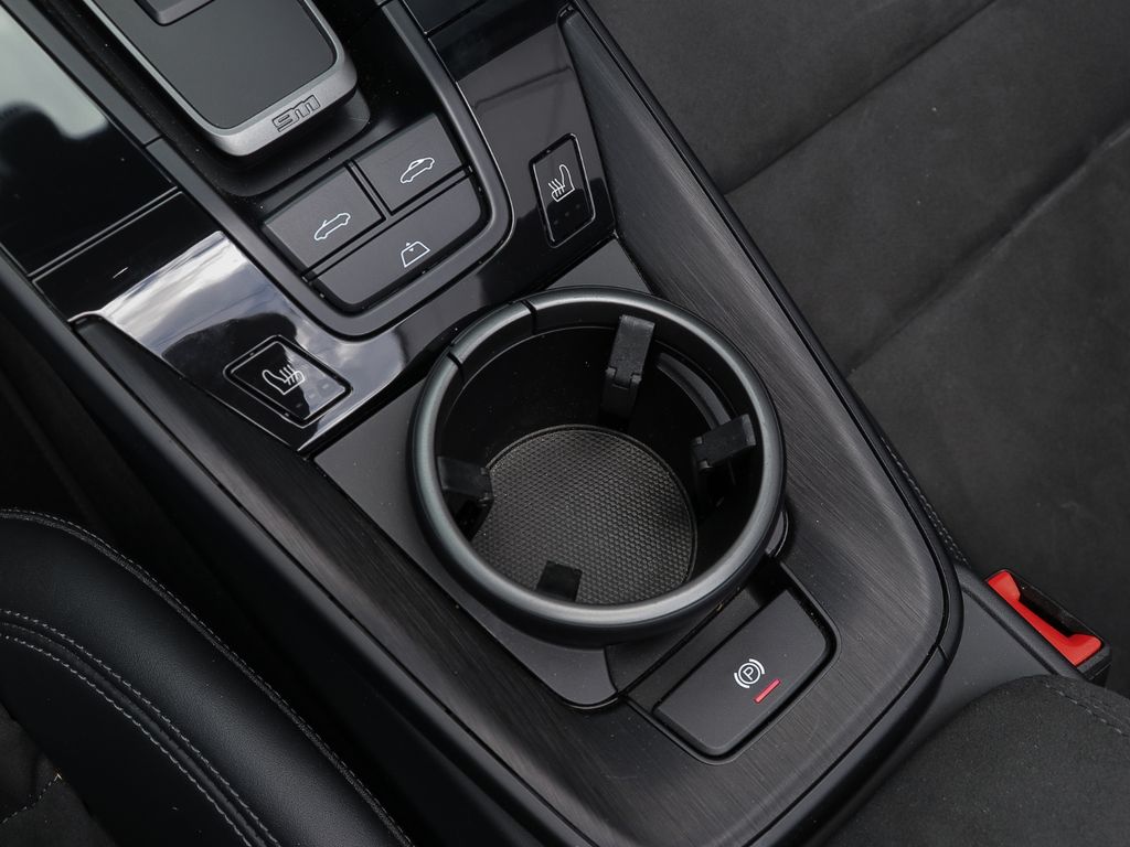 Porsche 992 2024
