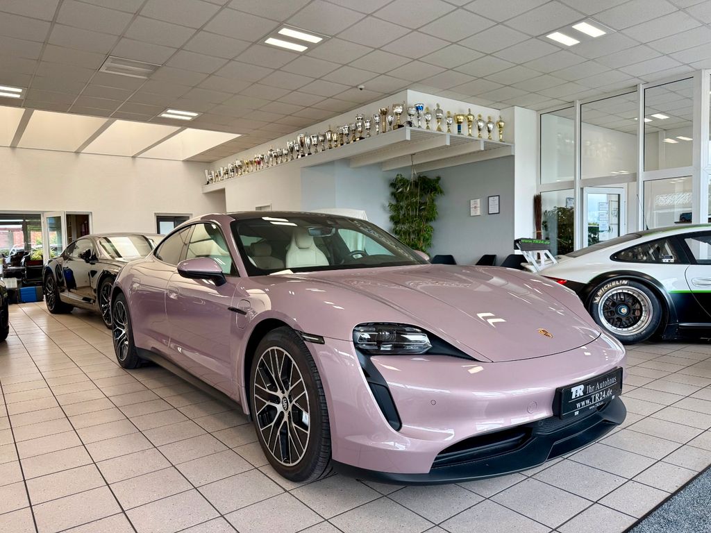 Porsche Taycan 2023