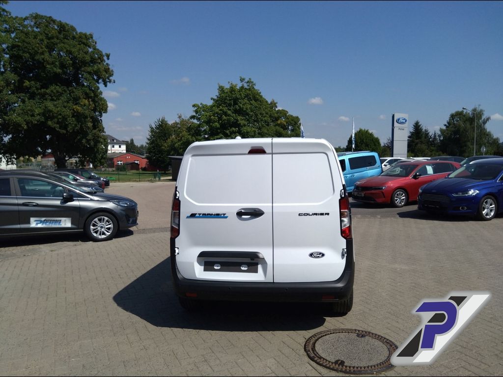 Ford Transit Courier 2025