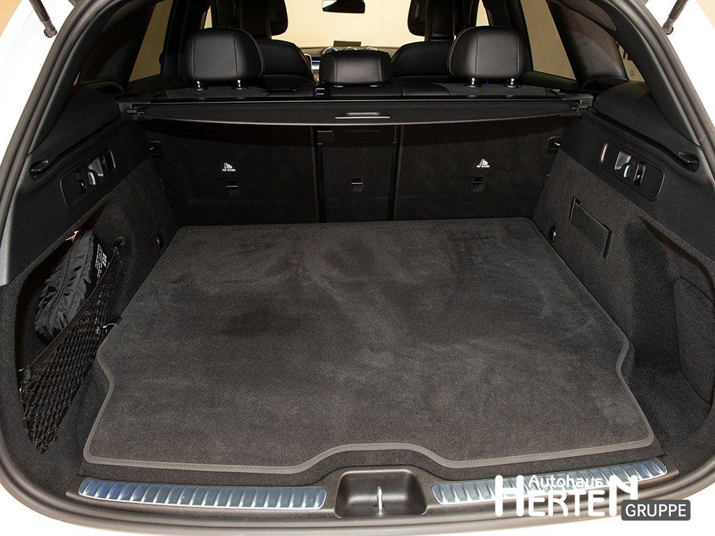 Mercedes-Benz GLC 300 2024