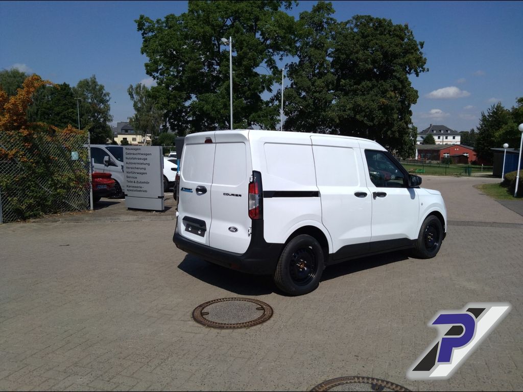Ford Transit Courier 2025