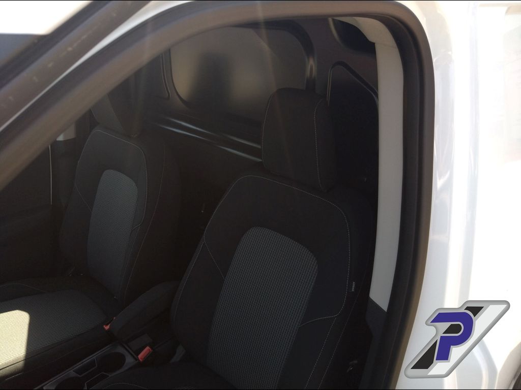 Ford Transit Courier 2025