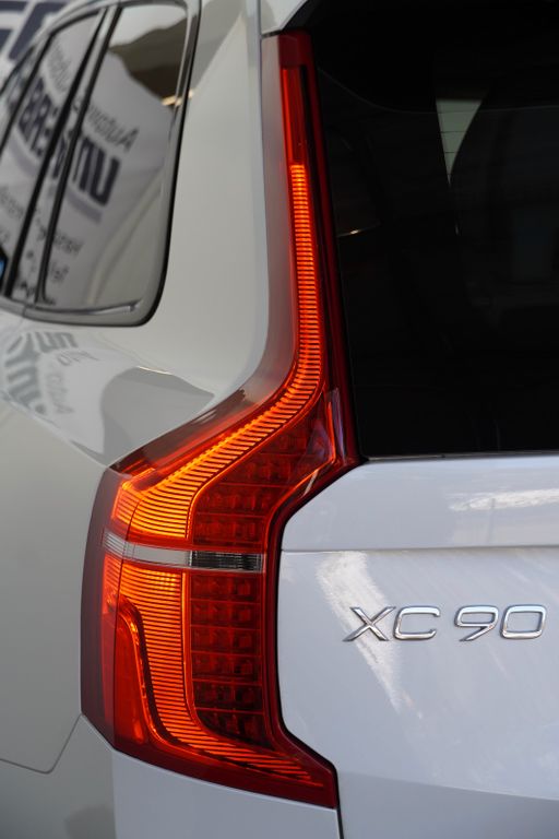 Volvo XC90 2025