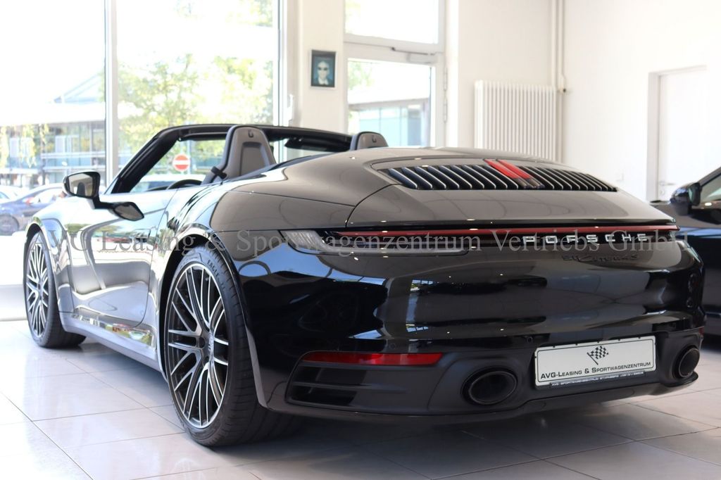 Porsche 992 2024