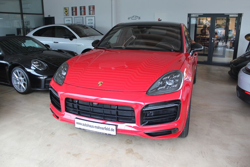 Porsche Cayenne 2025