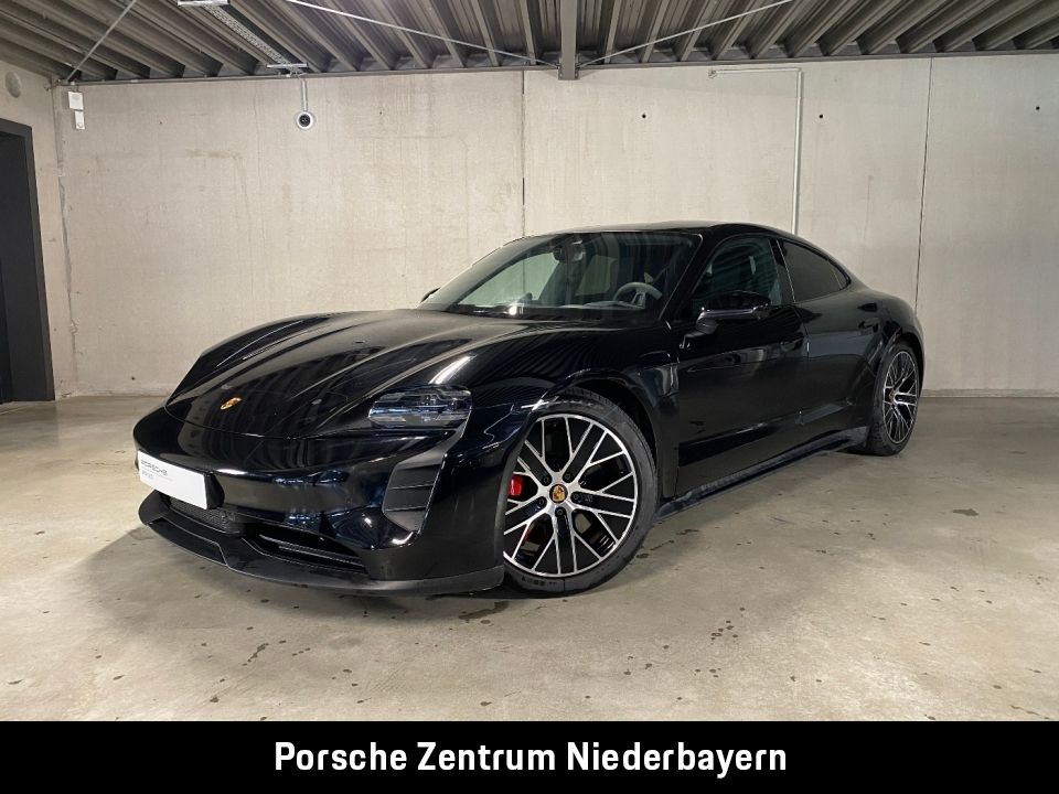 Porsche Taycan 2023