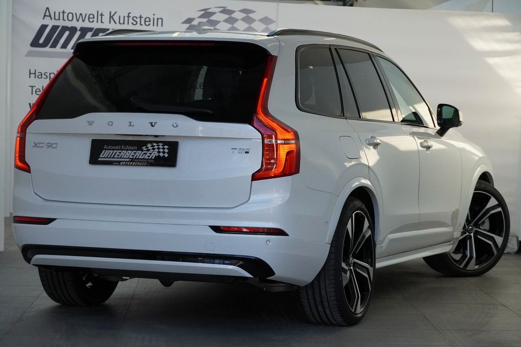 Volvo XC90 2025