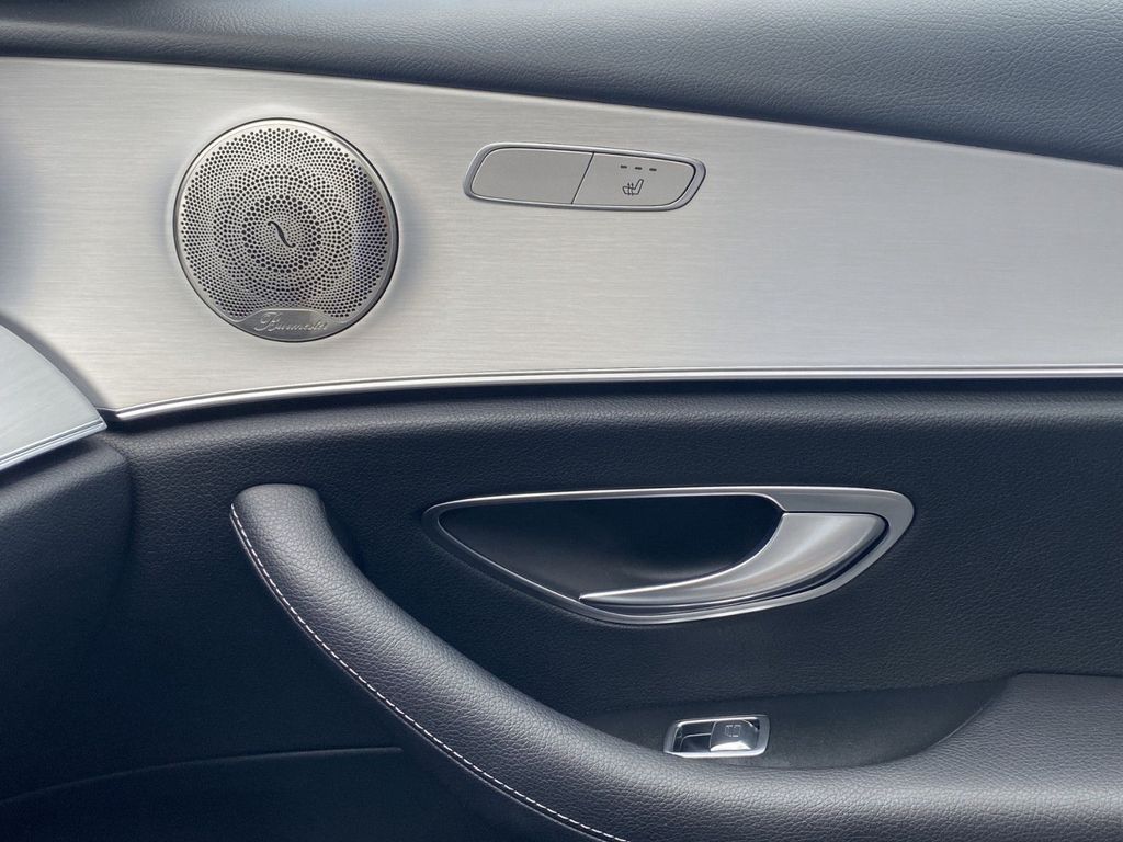 Mercedes-Benz E 300 2021