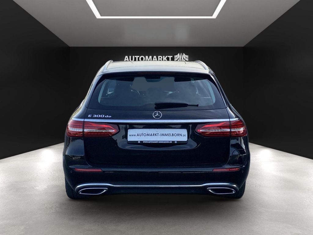 Mercedes-Benz E 300 2022