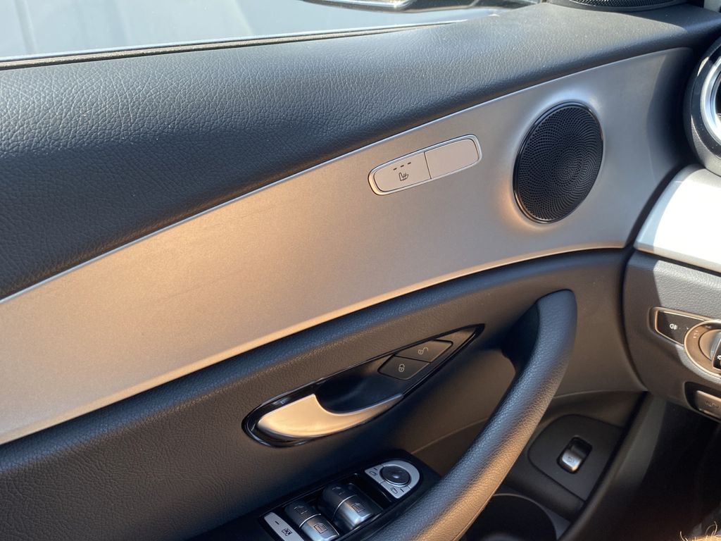 Mercedes-Benz E 300 2021