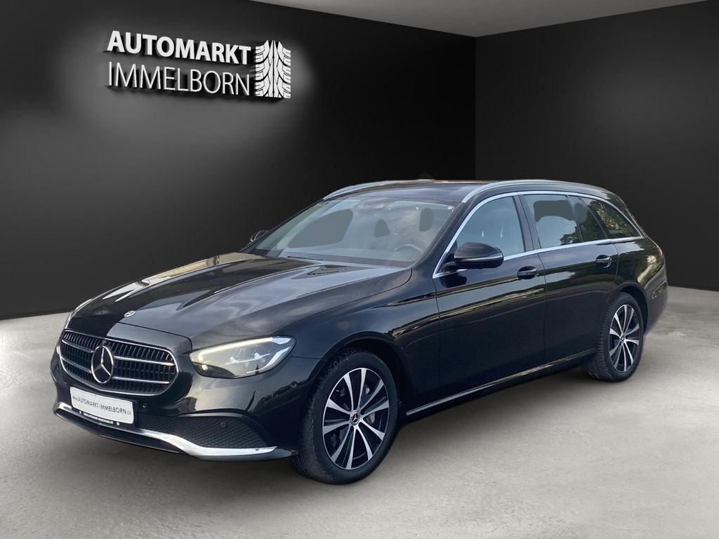 Mercedes-Benz E 300 2022