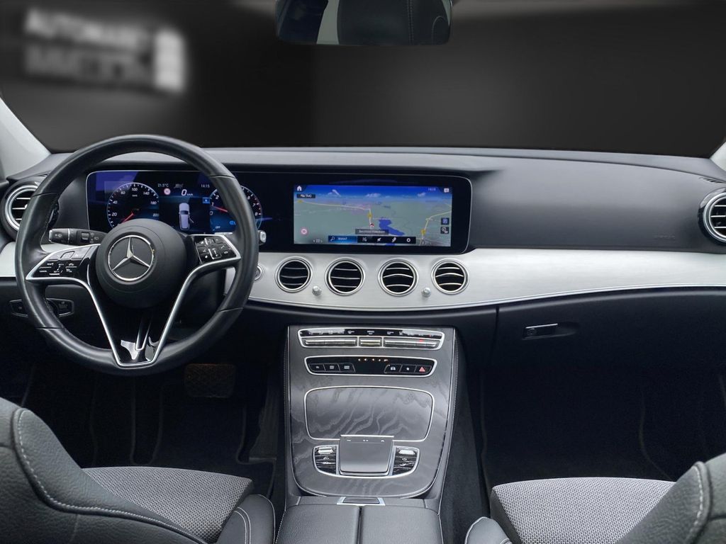 Mercedes-Benz E 300 2021