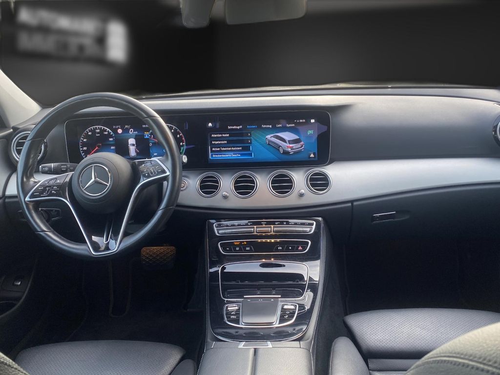 Mercedes-Benz E 300 2022