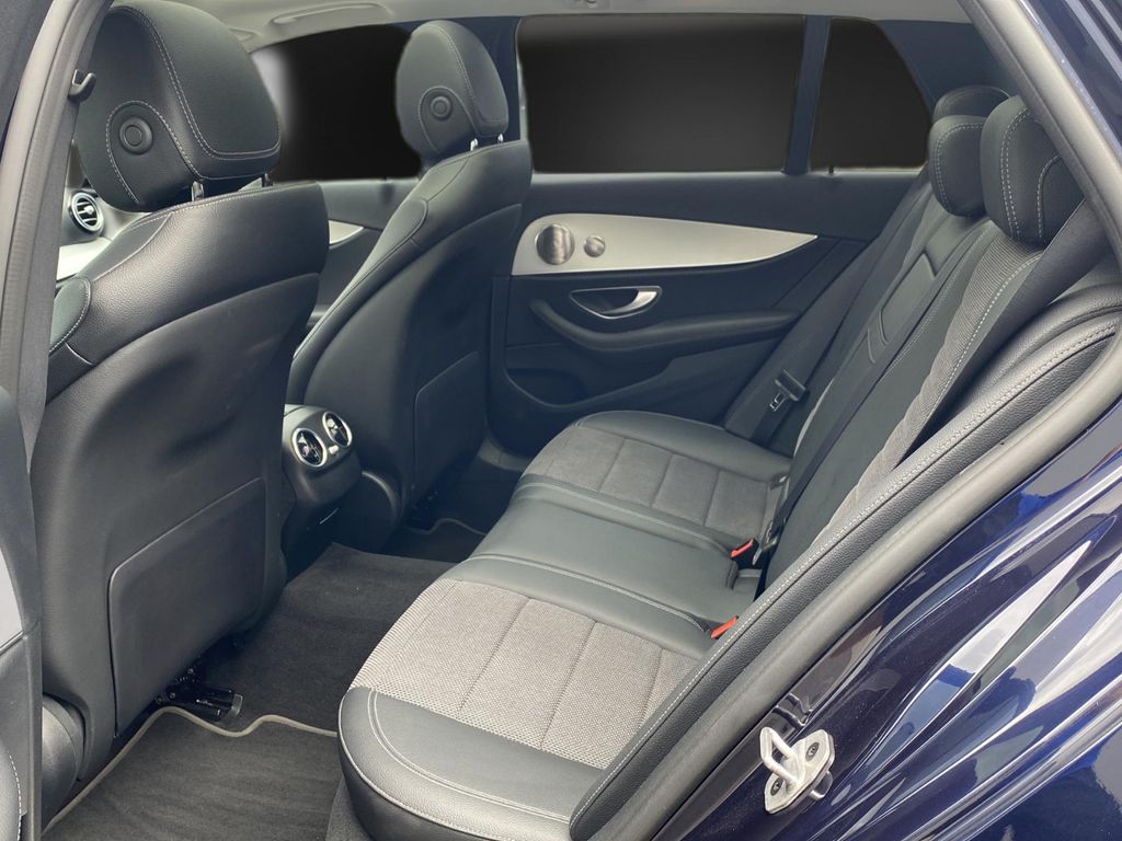 Mercedes-Benz E 300 2021