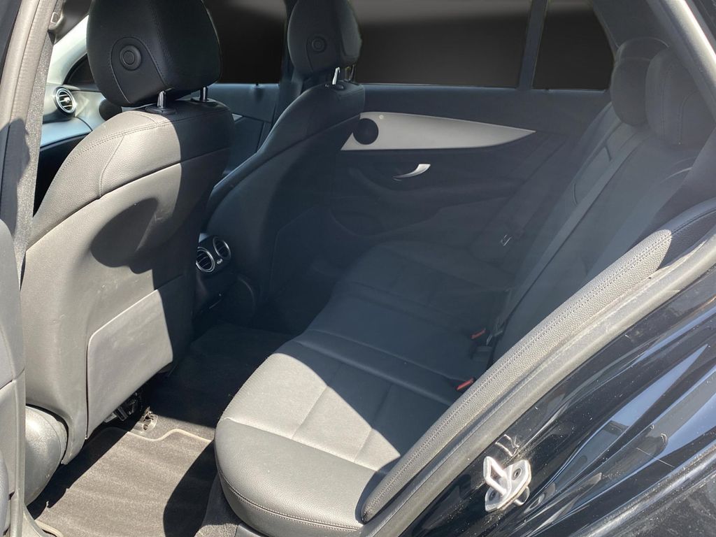 Mercedes-Benz E 300 2021