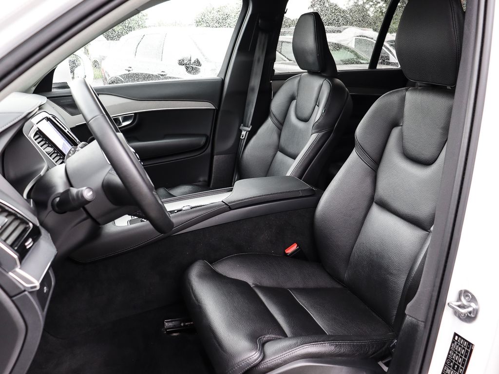 Volvo XC90 2022