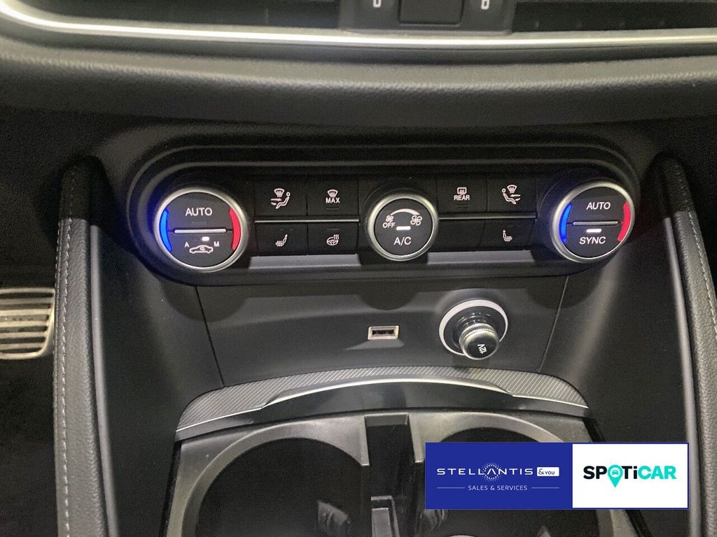 Alfa Romeo Stelvio 2024