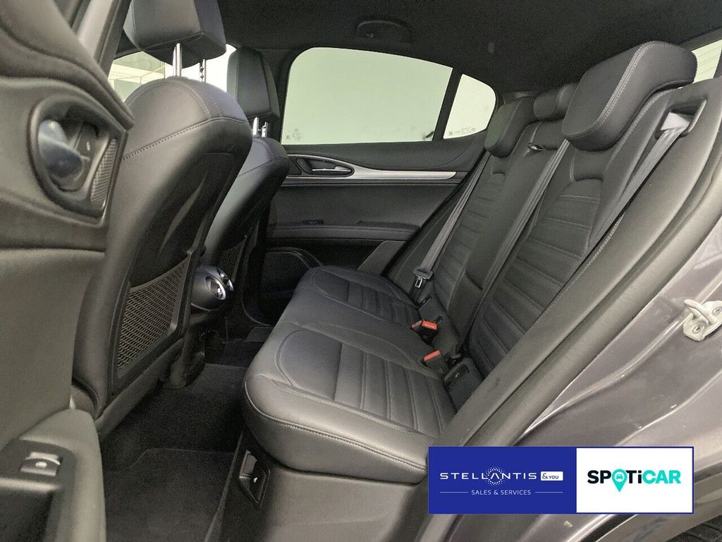 Alfa Romeo Stelvio 2024