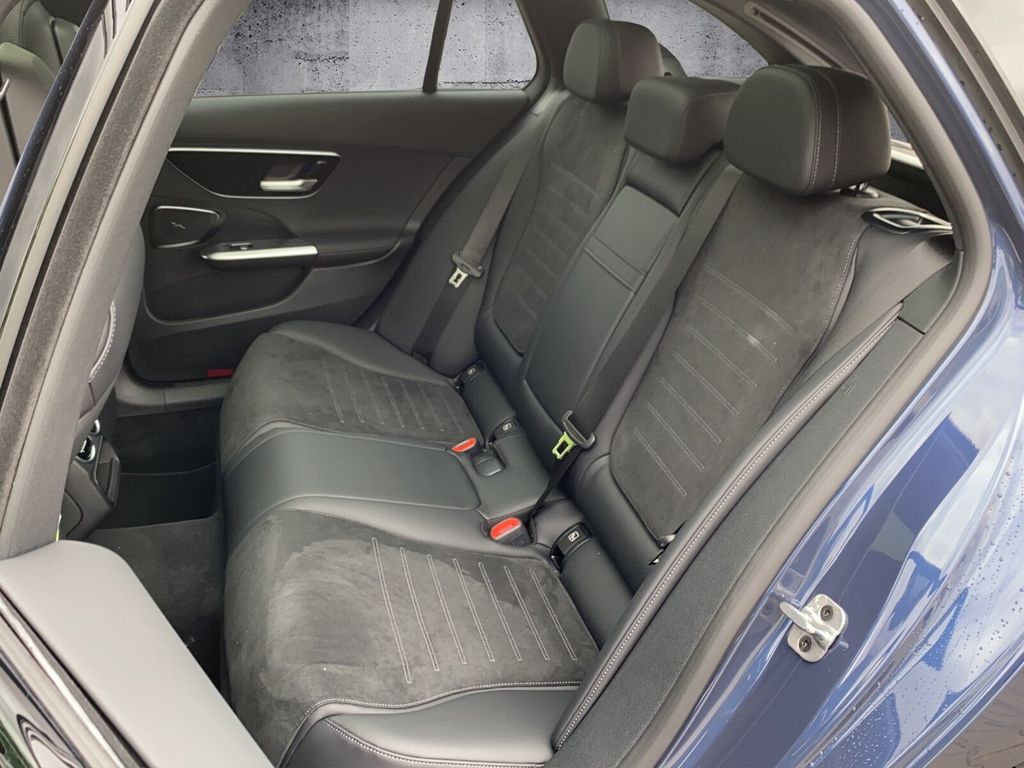 Mercedes-Benz C 300 2024