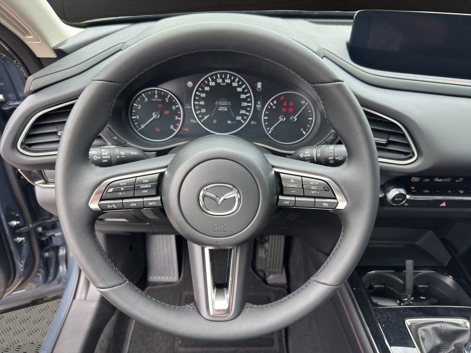 Mazda CX-30 2025