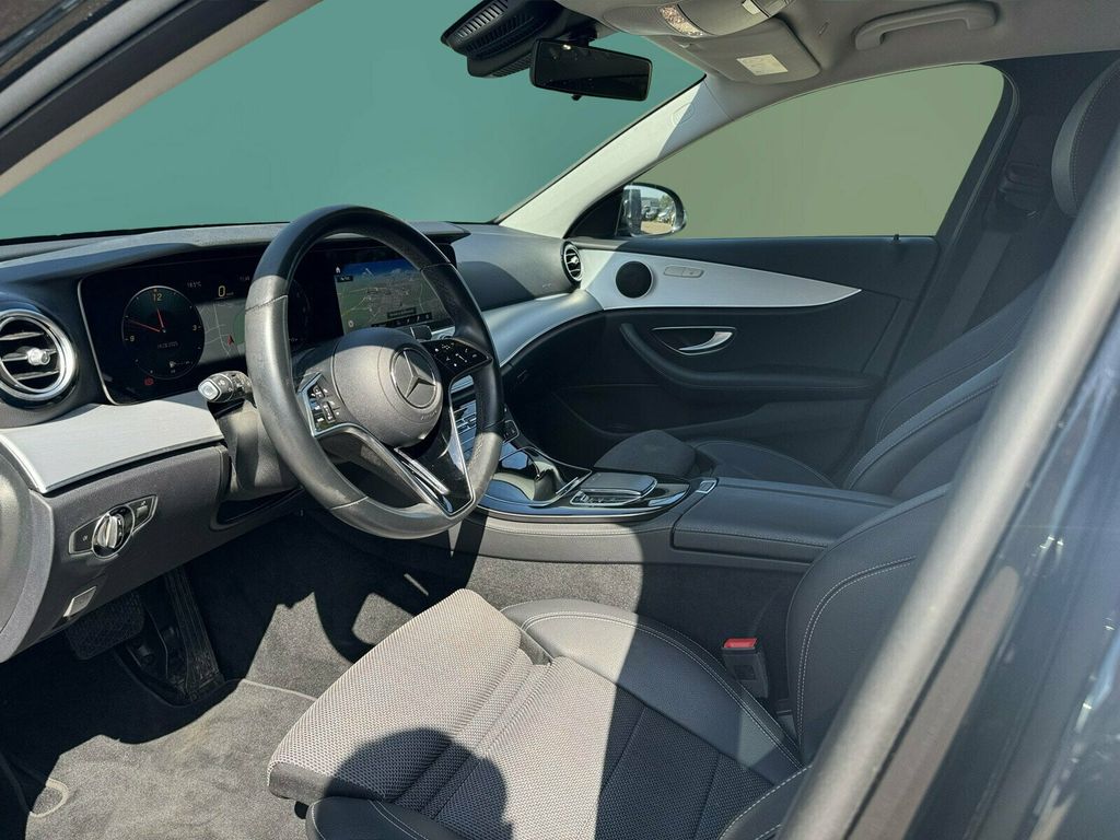 Mercedes-Benz E 300 2022