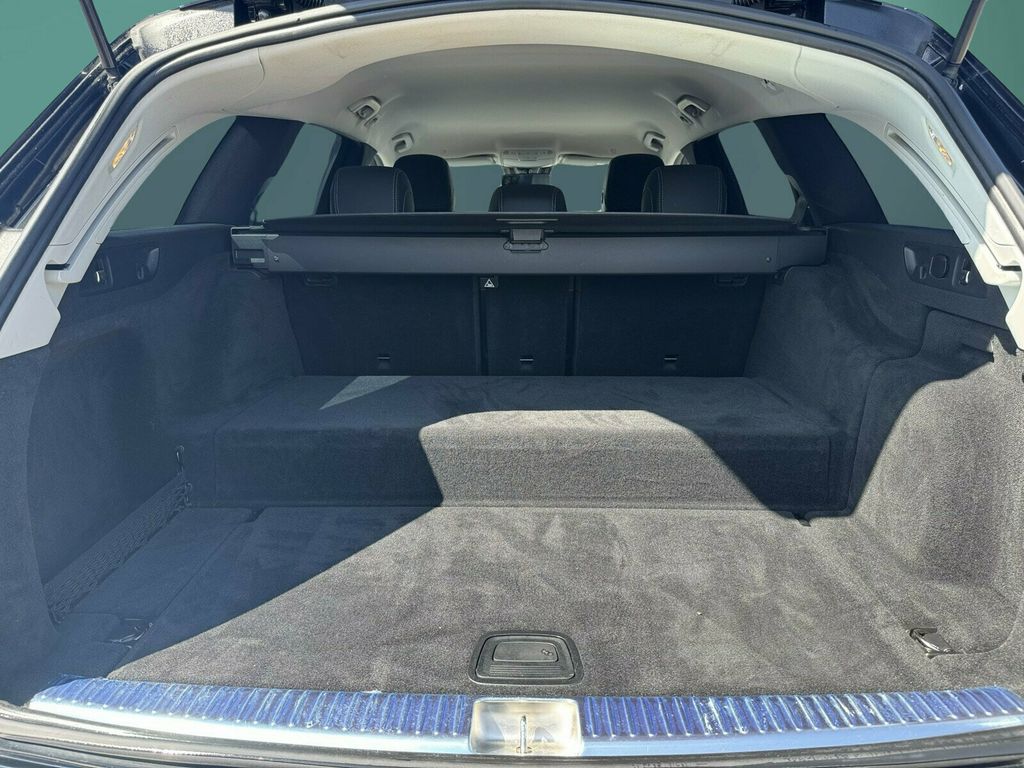 Mercedes-Benz E 300 2022