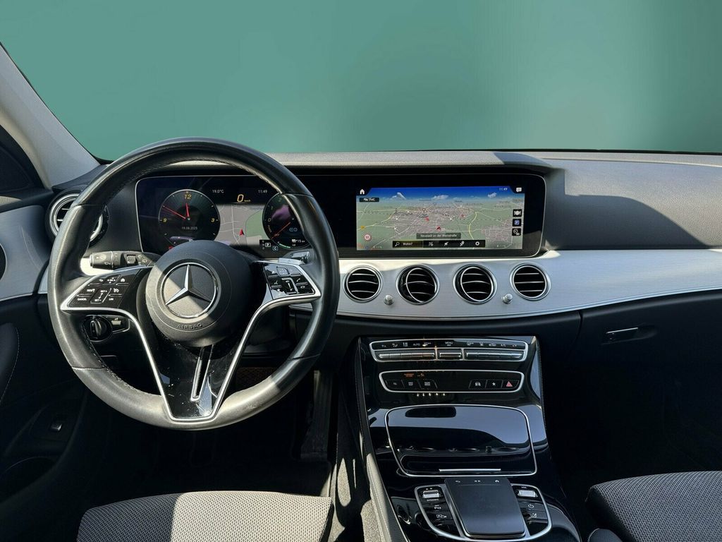 Mercedes-Benz E 300 2022