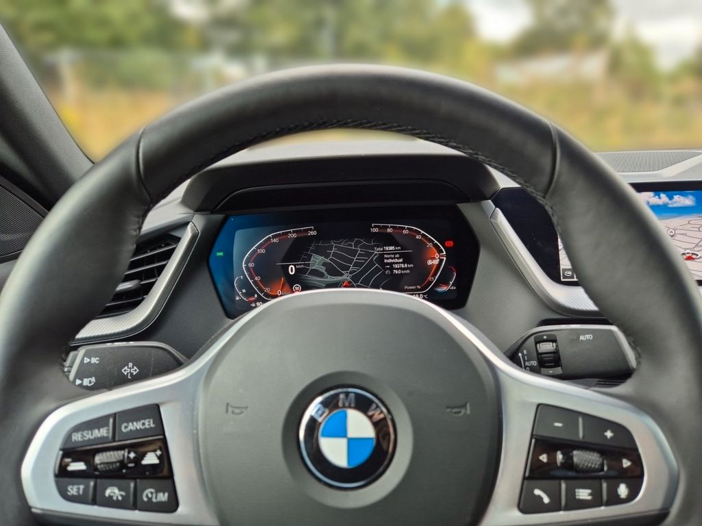 BMW 218 2024