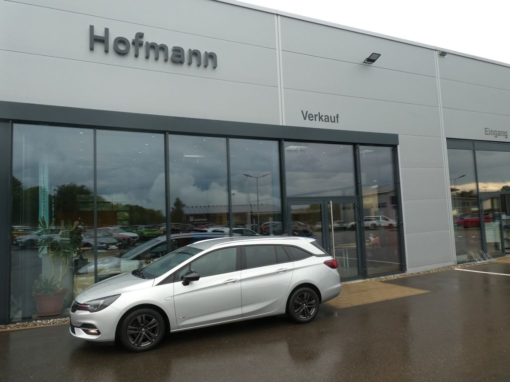 Opel Astra 2022