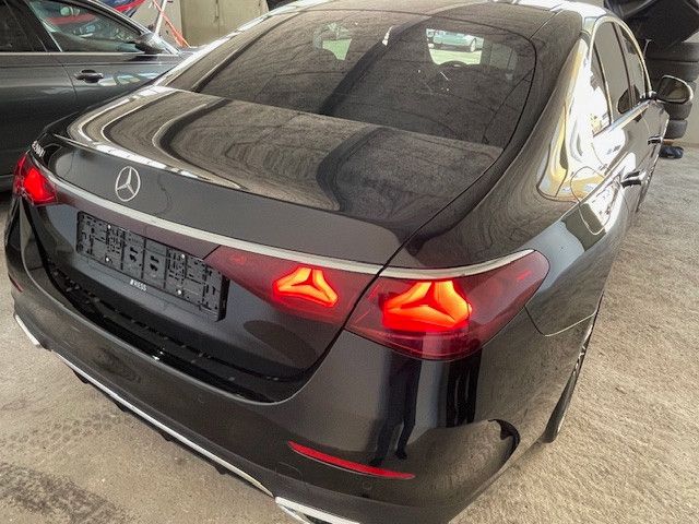 Mercedes-Benz E 200 2025