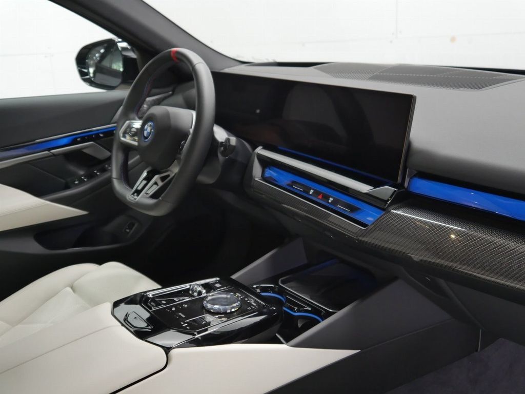 BMW i5 2025