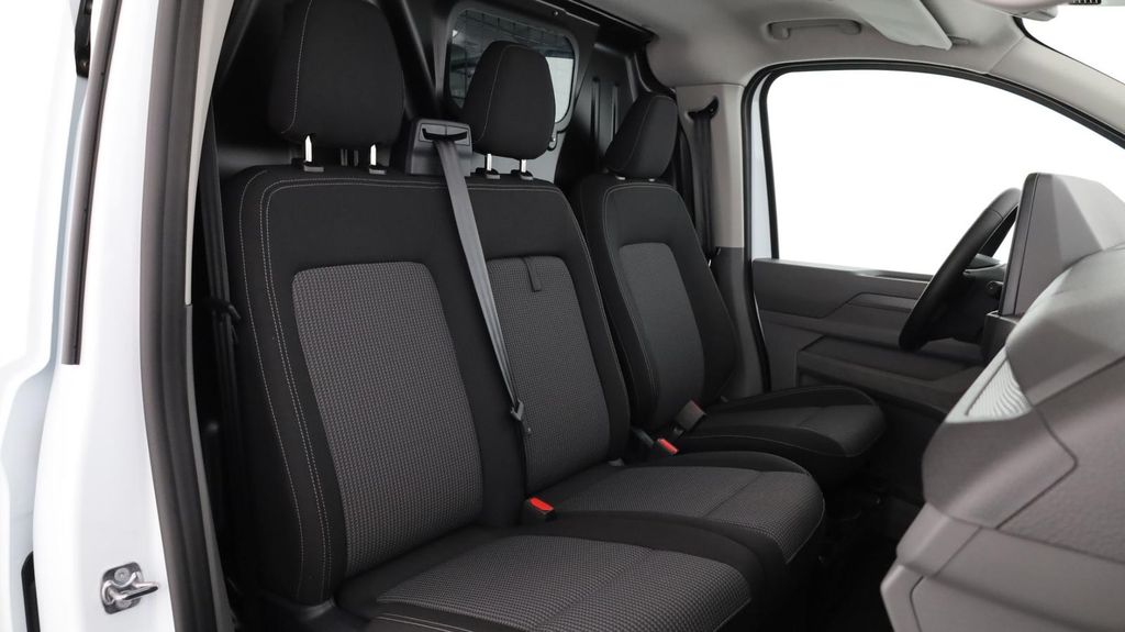 Volkswagen T7 Transporter