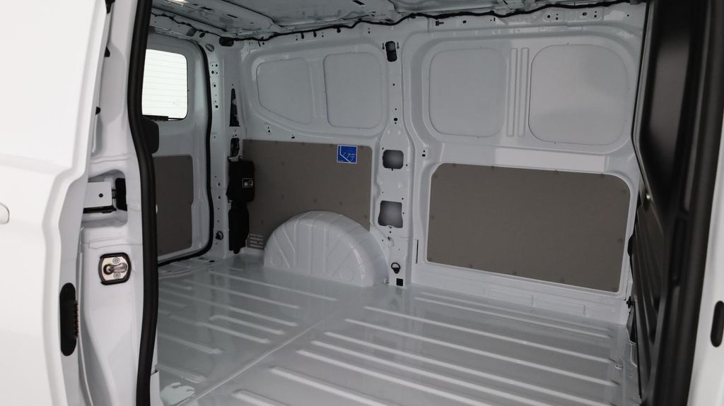 Volkswagen T7 Transporter