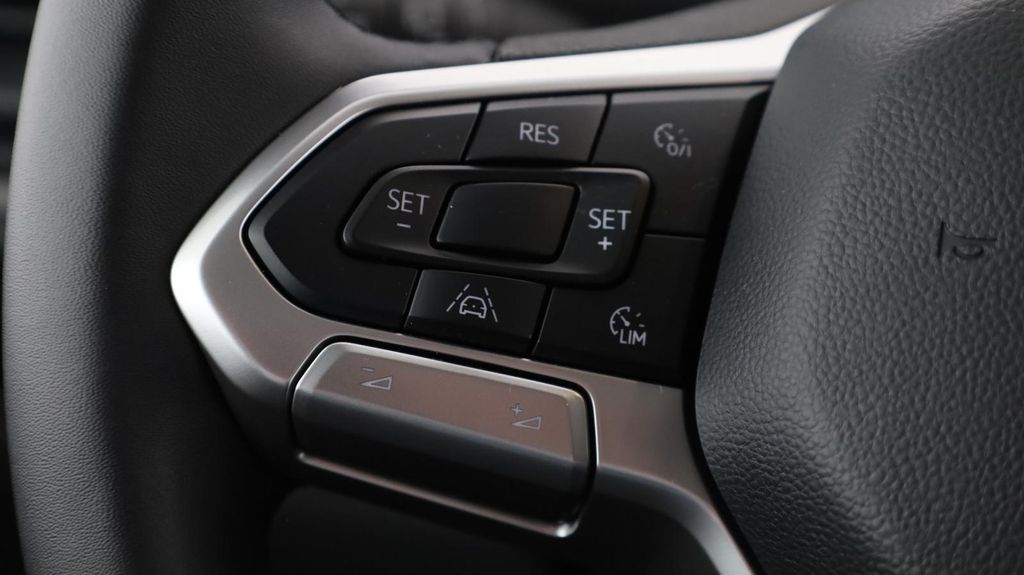 Volkswagen T7 Transporter