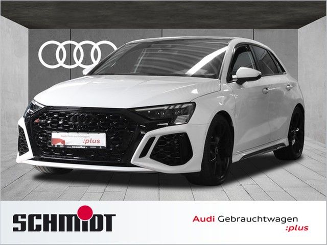 Audi RS3 2024