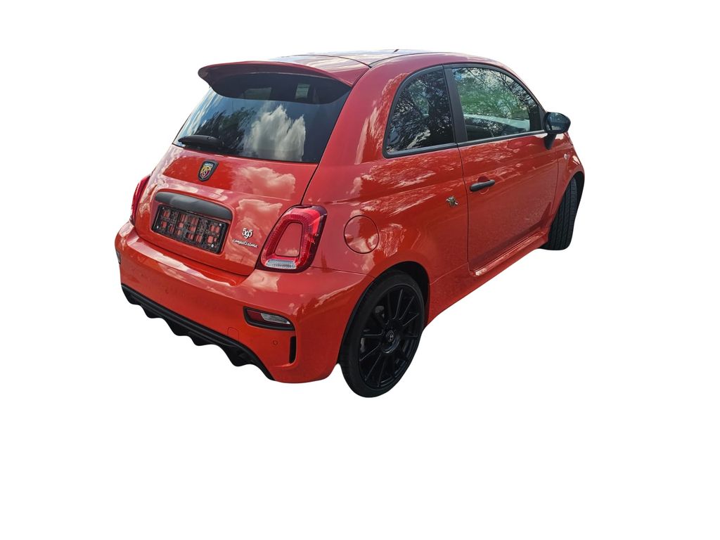 Abarth 695 2023