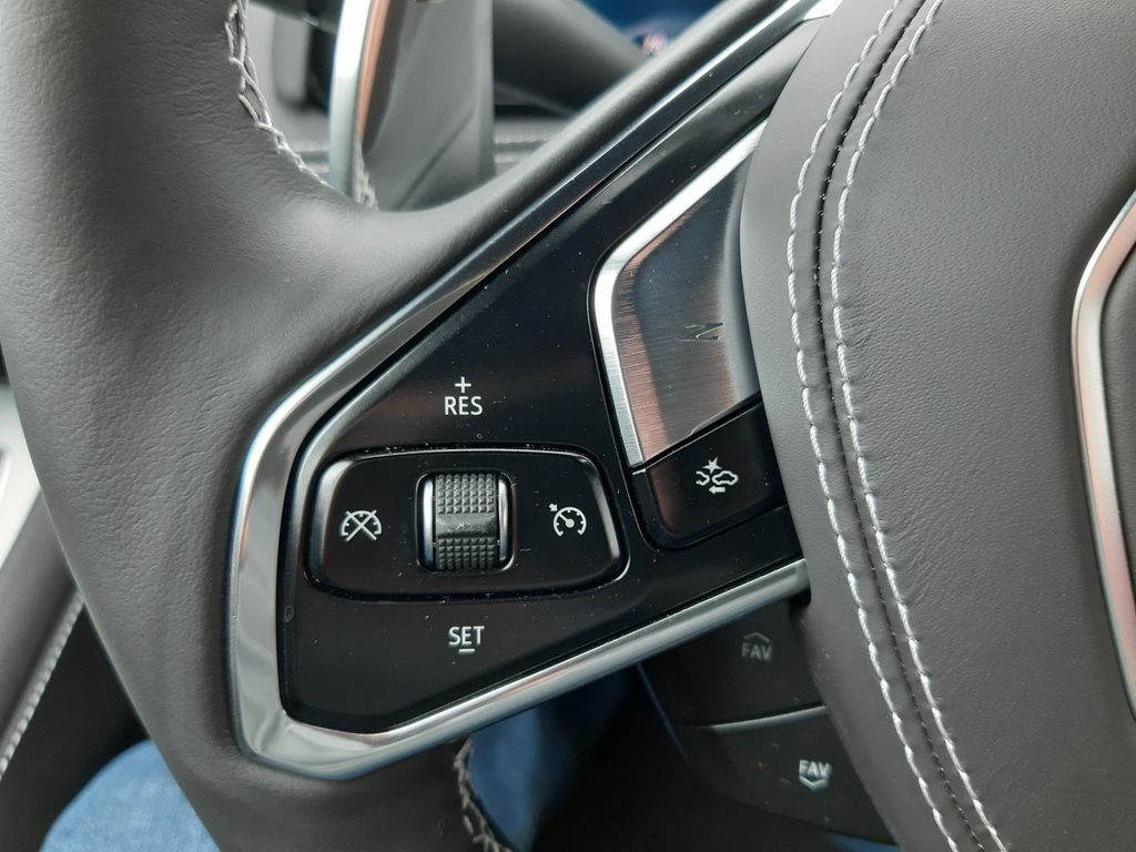 Corvette C8 2025