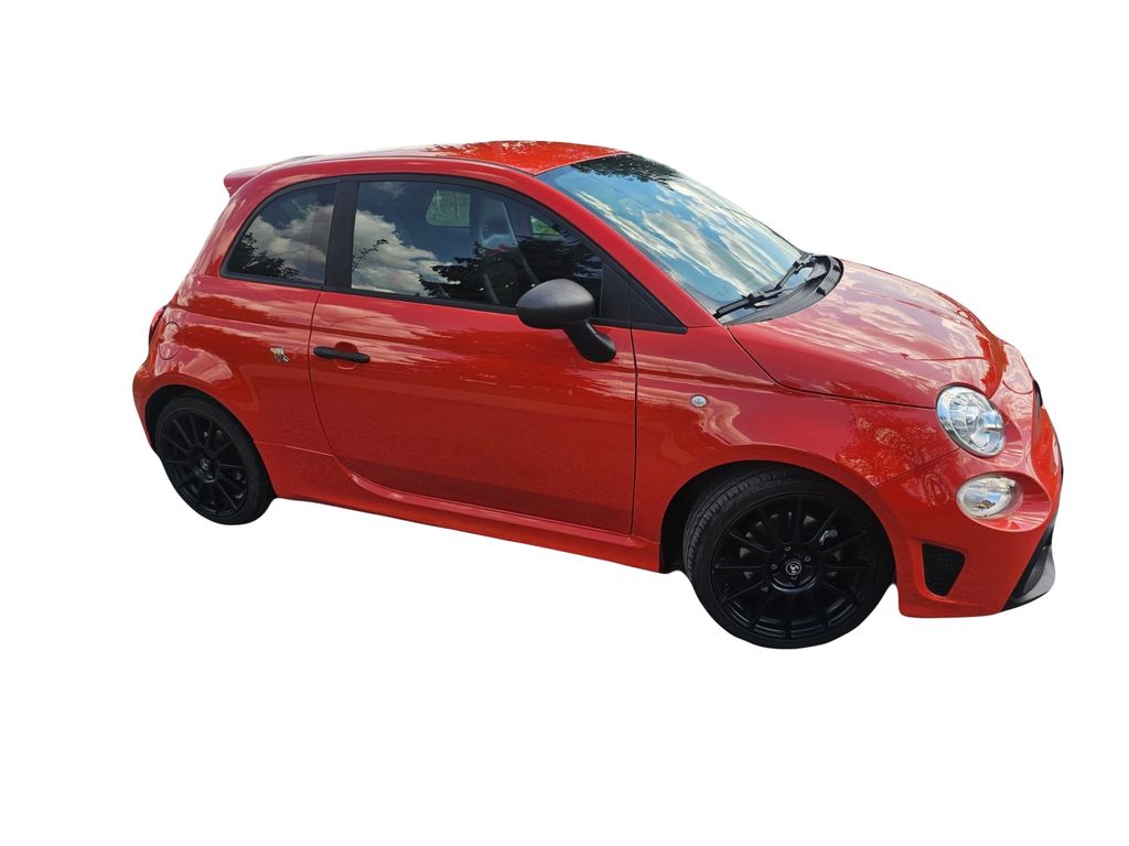 Abarth 695 2023