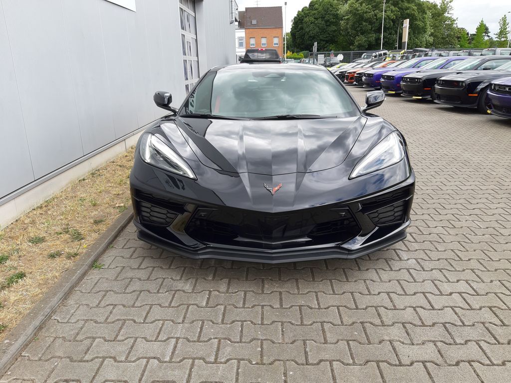 Corvette C8 2025