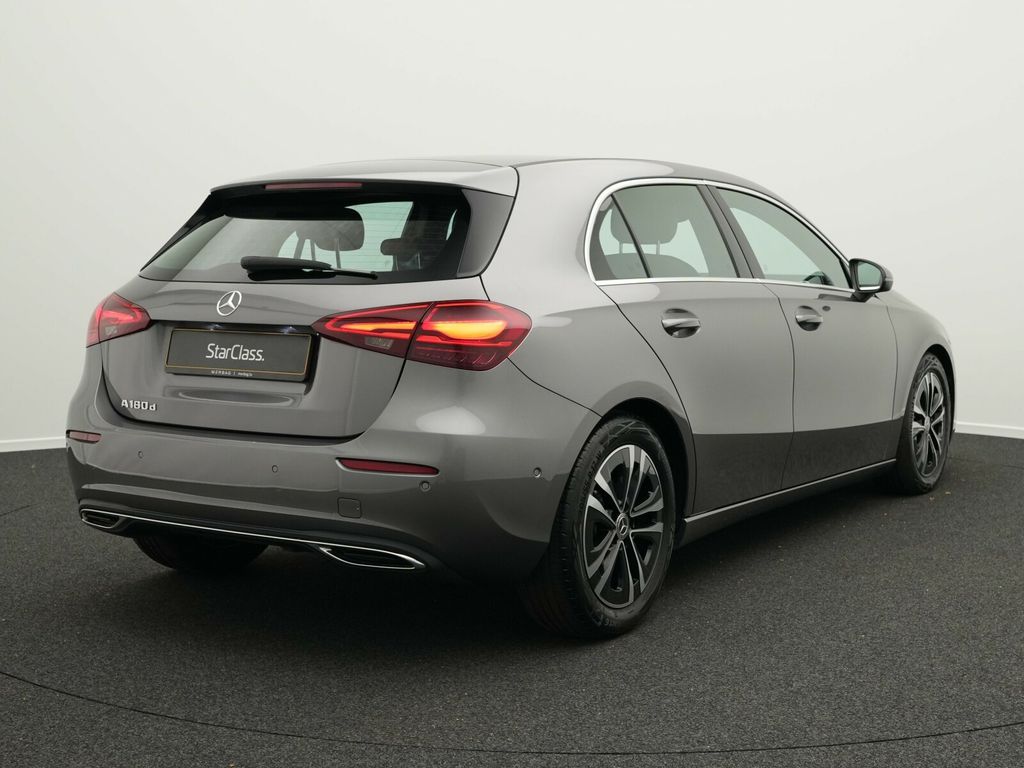 Mercedes-Benz A 180 2024
