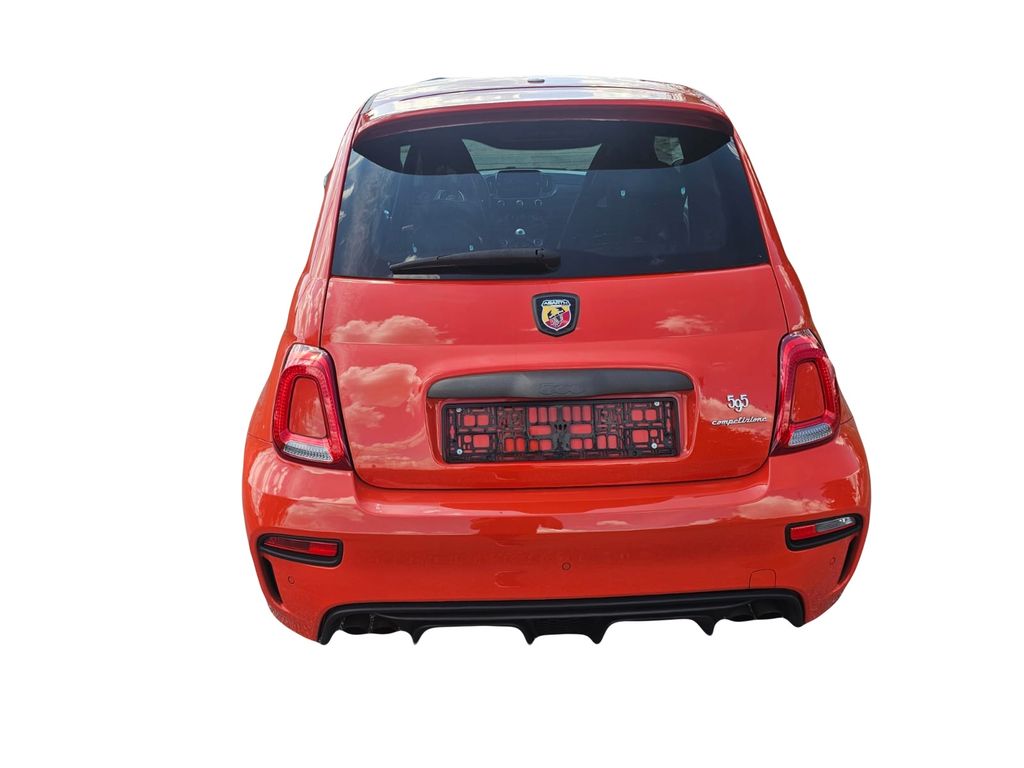Abarth 695 2023