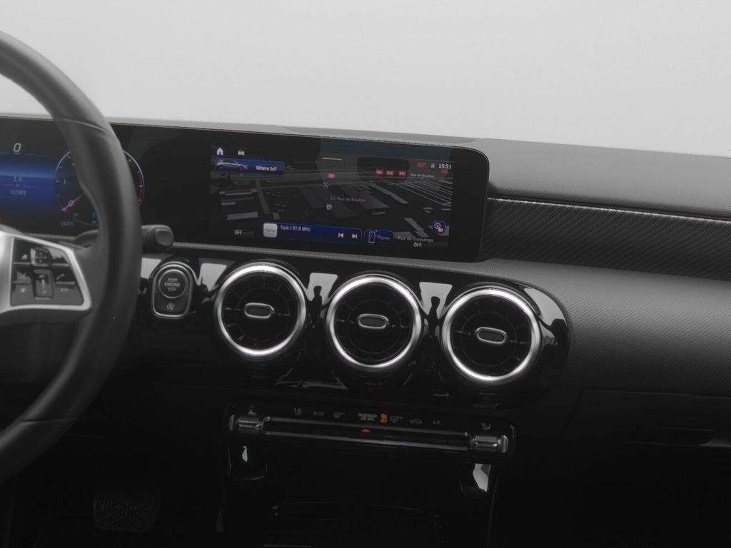 Mercedes-Benz A 180 2024