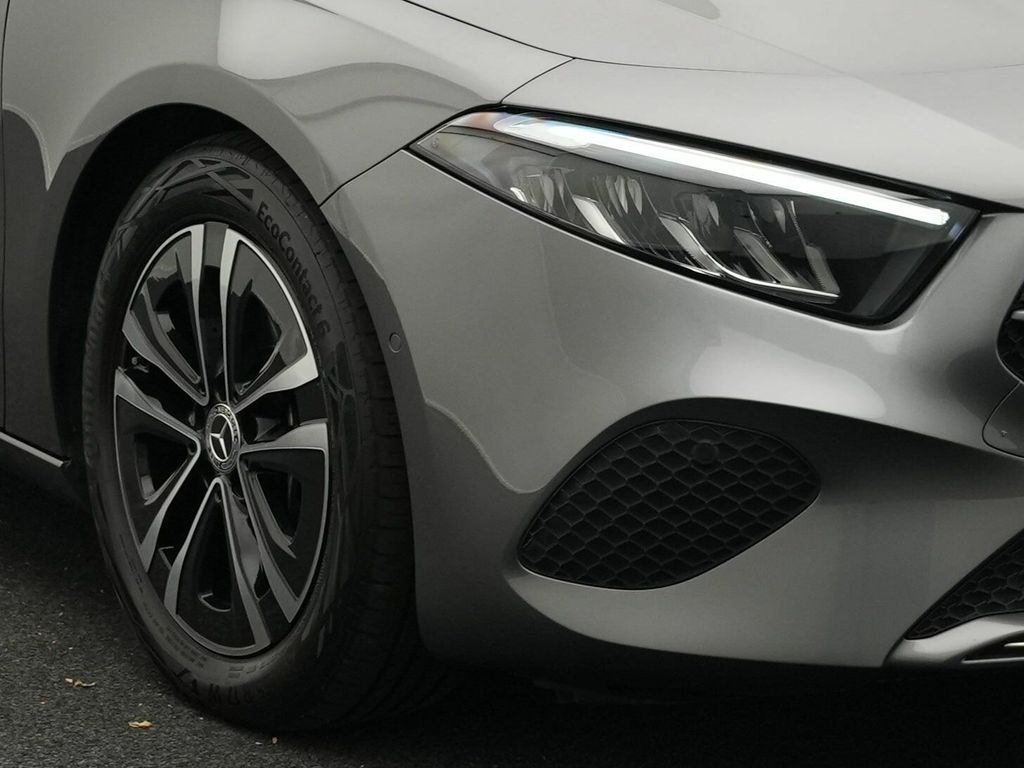 Mercedes-Benz A 180 2024