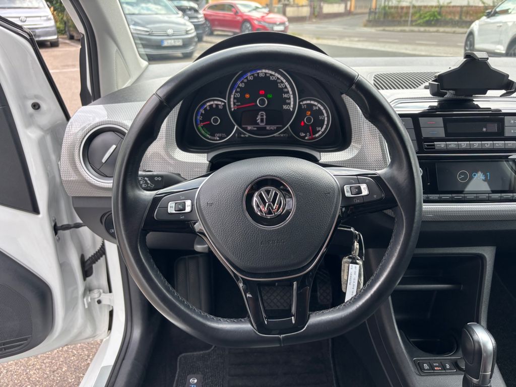 Volkswagen up! 2018