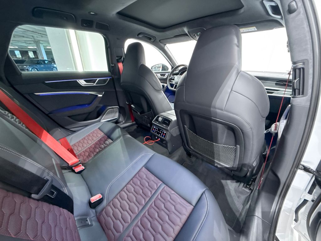 Audi RS6 2025